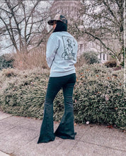 Can't Be Tamed Sweatshirt | Shirts & Tops |