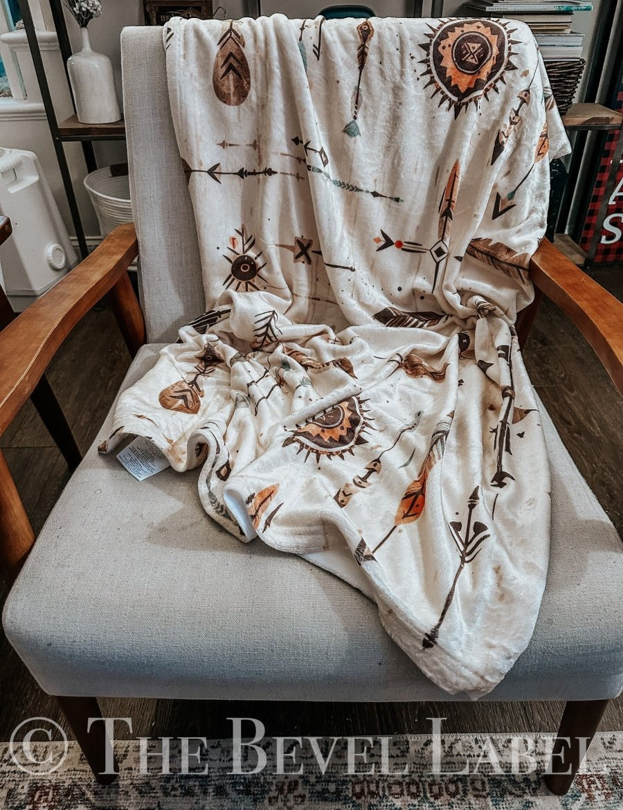 Arrowhead Velveteen Plush Blanket - blanket