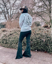 Can't Be Tamed Sweatshirt | Shirts & Tops |