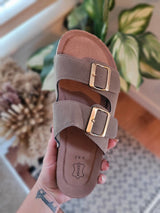 Nikki Sandal
