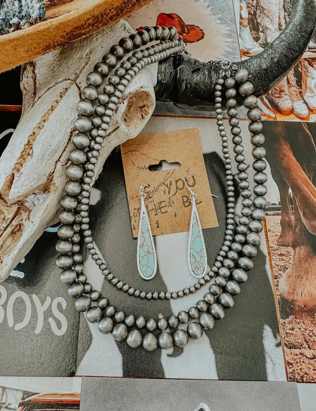 Western Pearl Layered Shorty Necklace - necklace